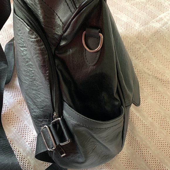 Backpack - Picture 3 of 5